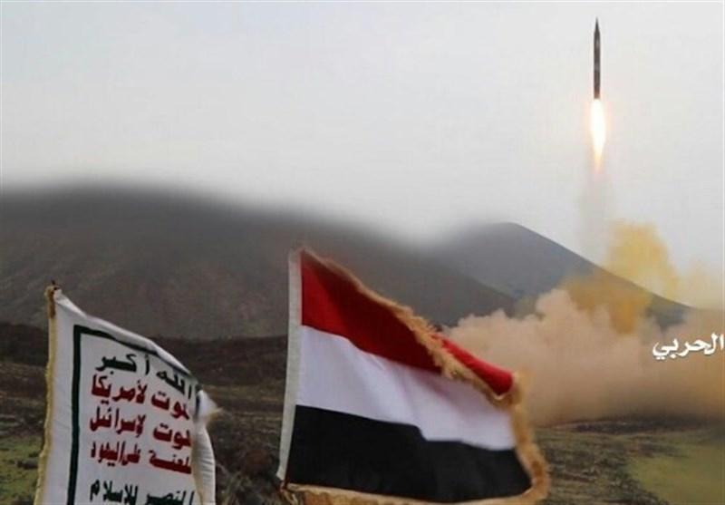 یمن، شلیک دو موشک زلزال به مواضع نظامیان سعودی در عسیر یمن، شلیک دو موشک زلزال به مواضع نظامیان سعودی در عسیر