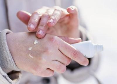 چگونه از خشکی شدید پوست در سرما جلوگیری کنیم؟